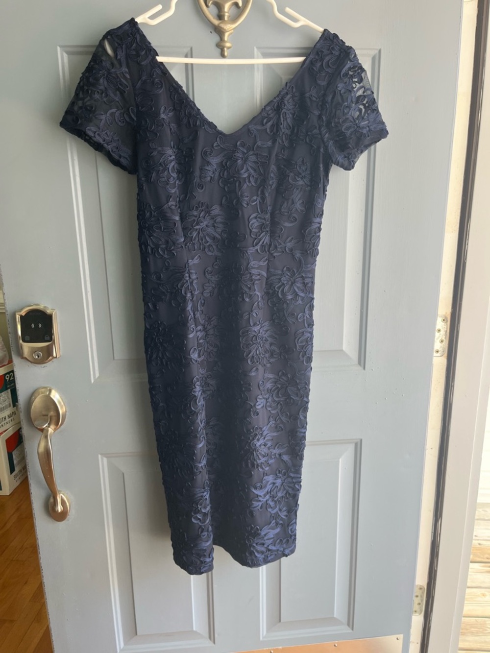 Navy Floral Lace Midi Dress with V-Neck - Women